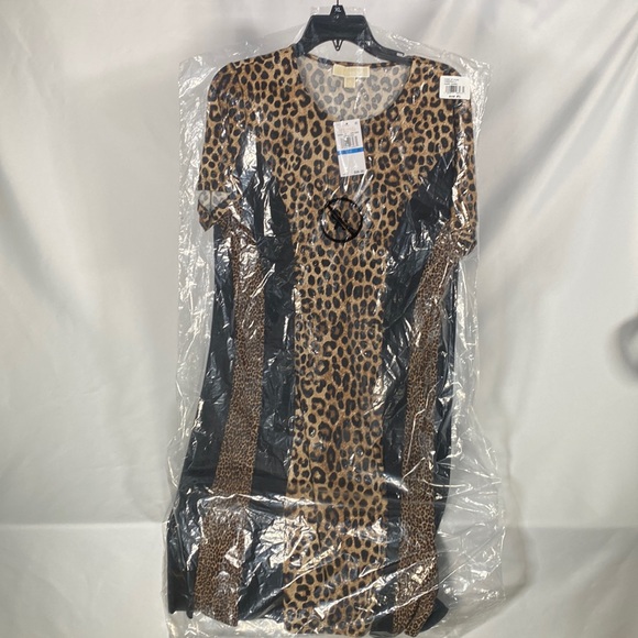 Micheal Kors - Picture 1 of 5